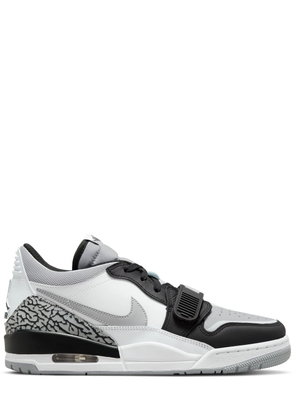 Air Jordan Legacy 312 Low Sneakers
