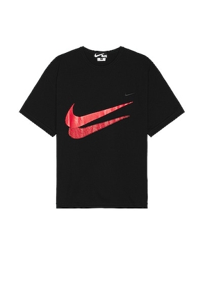 COMME des GARCONS BLACK X Nike Tee in Black - Black. Size M (also in L, S).
