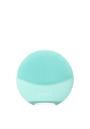 Foreo Luna 4 Mini Smart 2-Zone Facial Cleansing Device - Arctic Blue