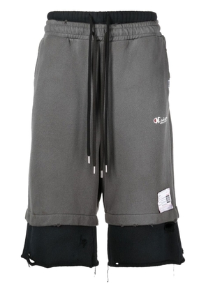 Maison Mihara Yasuhiro distressed layered shorts - Grey