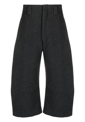 Lemaire cropped curved trousers - Grey