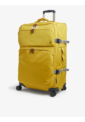 Four-wheeled shell suitcase
