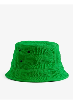 Trap quilted shell hat