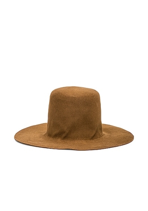 The Row Rosella Hat in Brown Grass - Brown. Size L (also in M, S).
