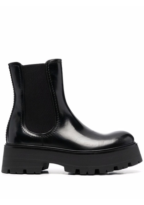 Alexander McQueen chunky-sole leather boots - Black