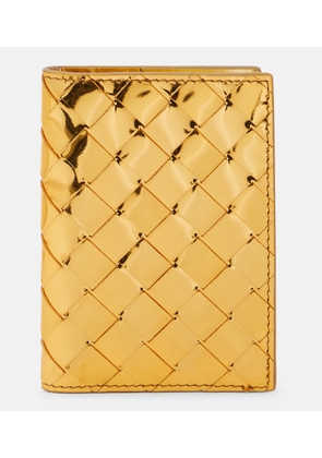 Bottega Veneta Intrecciato metallic leather passport case