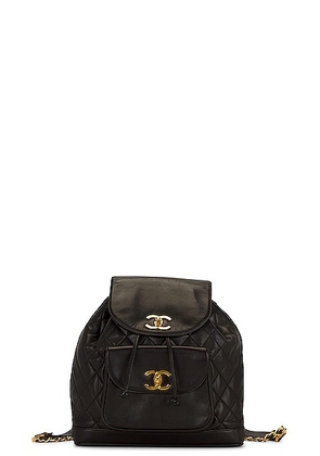 chanel Chanel Vintage Matelasse Backpack in Black - Black. Size all.