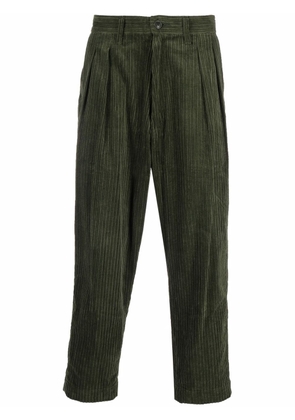 WTAPS cropped corduroy trousers - Green