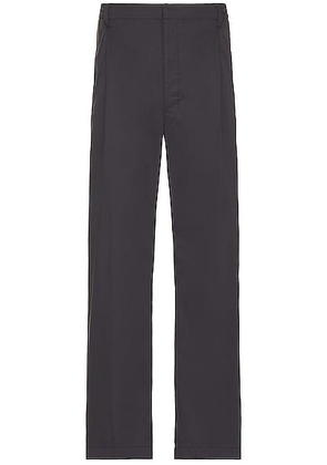 Lemaire Easy Pleated Pants in Zinc - Charcoal. Size 46 (also in ).
