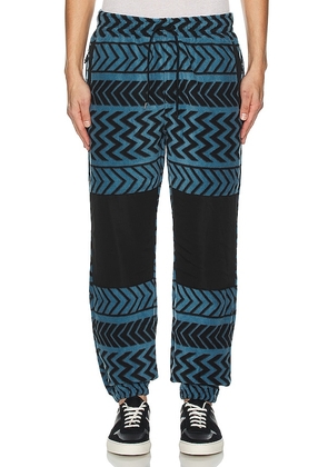 Autumn Headwear Bask Fleece Pant in Blue. Size S, XL/1X.
