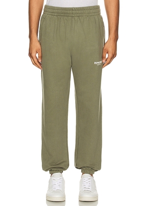 REPRESENT Owners Club Sweatpants in Olive. Size M, S, XL/1X.