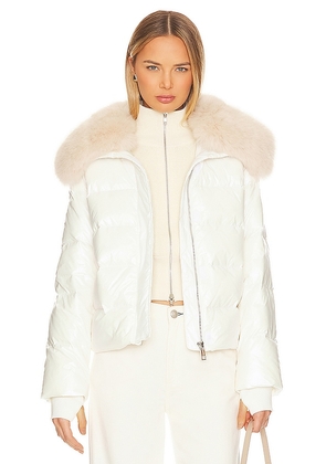 jocelyn Nylon Puffer Jacket With Faux Collar in Ivory. Size M, XL.
