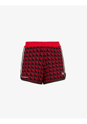 Brand-embroidered geometric-pattern mid-rise knitted shorts