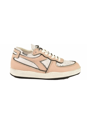 Women's White / Pink Sneakers