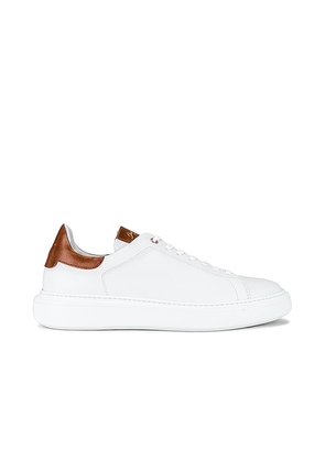 Good Man Brand New Classic Legend London Sneaker in White. Size 10, 10.5, 12, 7.5, 8.