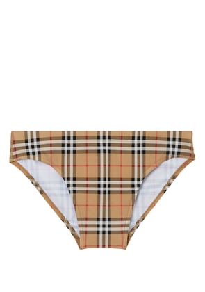 Burberry Vintage Check-pattern swimming trunks - Brown
