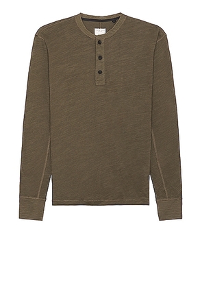 Rag & Bone Classic Flame Henley in Olive - Olive. Size M (also in XXL).