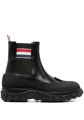 Thom Browne chelsea boot with chunky rubber-sole detail - Black