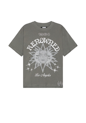 Renowned Astrology & The Sun Tee in Grey. Size M.