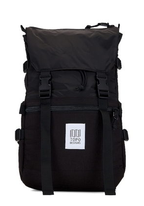 TOPO DESIGNS Rover Pack Classic Bag in Black.