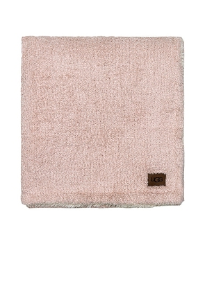 UGG Home Ana Knit Throw in Blush.