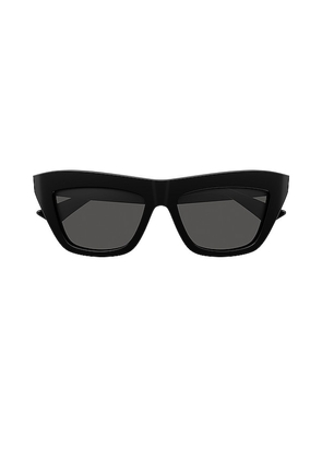 Bottega Veneta Classic Ribbon Cat Eye Sunglasses in Black.