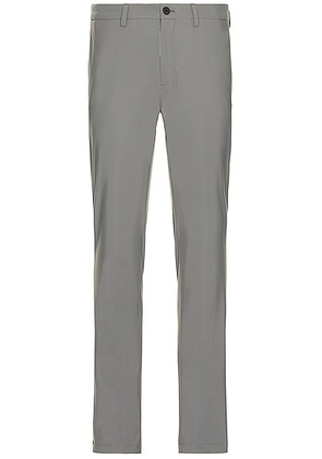 Theory Zaine Pants in Stone - Light Grey. Size 28 (also in ).