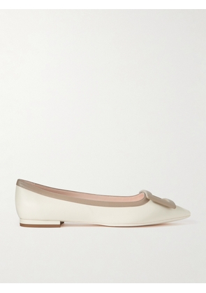 Roger Vivier - Gommettine Two-tone Leather Point-toe Ballet Flats - Cream - IT34,IT34.5,IT35,IT35.5,IT36,IT36.5,IT37,IT37.5,IT38,IT38.5,IT39,IT39.5,IT40,IT40.5,IT41,IT41.5,IT42