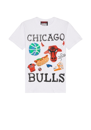 Market Bulls T-shirt in White. Size M, S.