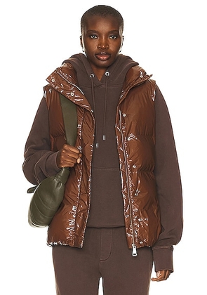 YEAR OF OURS Puffer Vest in Brown - Brown. Size S (also in ).