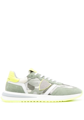 Philippe Model Paris multi-panel lace-up sneakers - Green