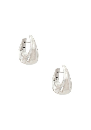 KHAITE Olivia Small Hoop Earrings in Silver - Metallic Silver. Size all.
