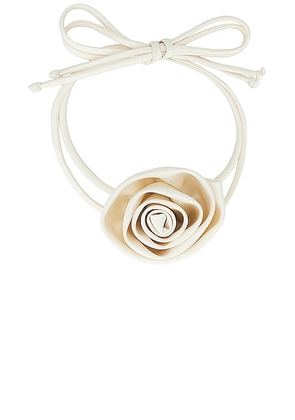 MARIANNA SENCHINA Rose Choker Necklace in Ivory - Ivory. Size all.