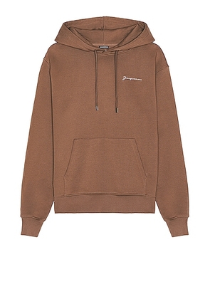 JACQUEMUS Le Sweatshirt Brode in Brown - Brown. Size S (also in M, XS).