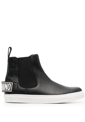 Moschino logo patch ankle boots - Black