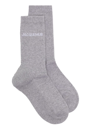 Jacquemus intarsia-logo ankle socks - Grey