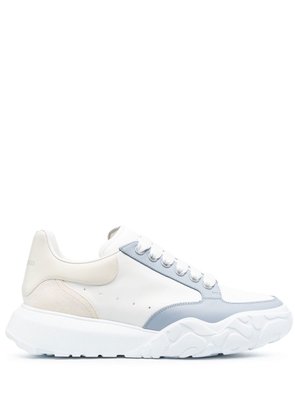 Alexander McQueen colour-block panelled sneakers - White