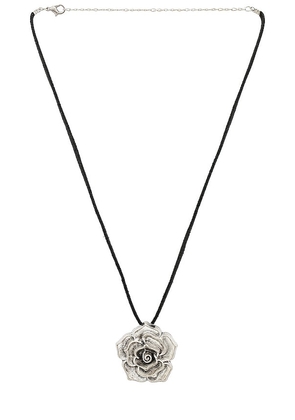 Amber Sceats Rosette Necklace in Metallic Silver.