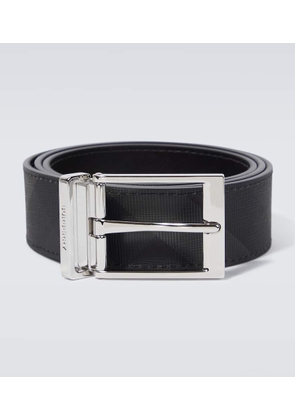 Burberry Faux leather belt