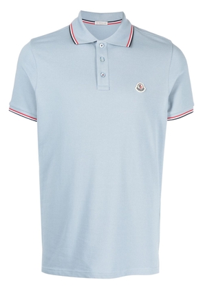 Moncler logo-badge polo shirt - Blue
