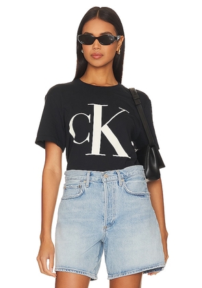 Calvin Klein Monogram Logo Tee in Black. Size S.