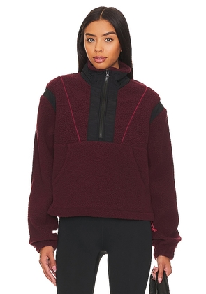 IVL Collective Fleece Pullover in Burgundy. Size L.