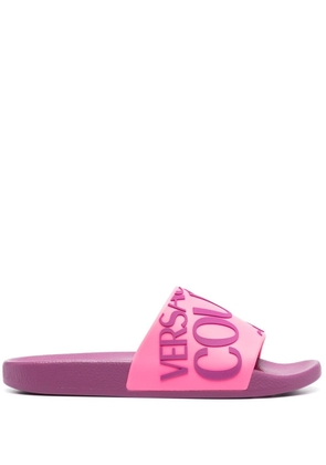 Versace Jeans Couture logo-print moulded-footbed slides - Purple