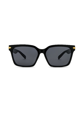 AIRE Galileo Sunglasses in Black.