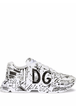 Dolce & Gabbana hand-painted graffiti Daymaster sneakers - White