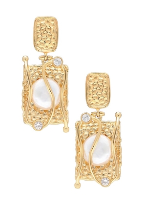 V.BELLAN Taylor Earrings in Metallic Gold.