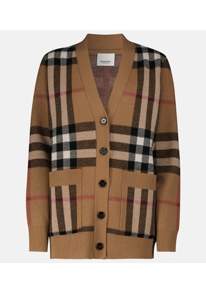 Burberry Cashmere and wool knit cardigan