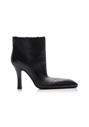 Balenciaga - Falkon Leather Ankle Boots - Black - IT 37 - Moda Operandi