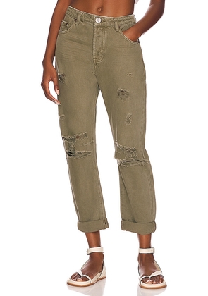 One Teaspoon Messed Up Saints Boyfriend Pant in Army. Size 28, 33.
