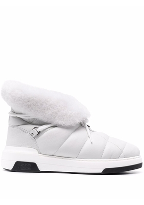 Casadei shearling lining padded ankle boots - White